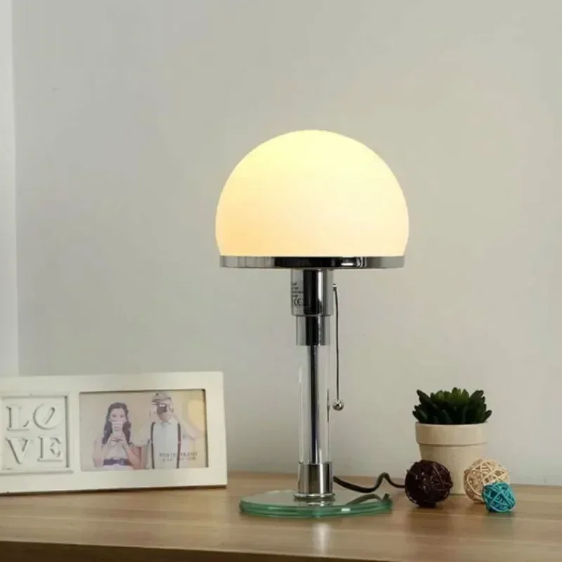 Luminária de Mesa Branca de De - Desk Setup White avaliação e preço
